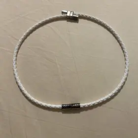 Clavis 3600 Neodymium Magnetic Therapy Sports Golf Health Necklace White Band