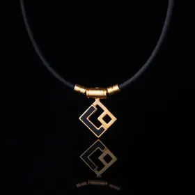 Aura COLANTOTTE Magnetic Necklace Tao