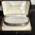 Sabona London #54785 Gold/silver Barb Duet Magnetic Lrg 6.5 Usa Bracelet. Fixed Price $99.99.